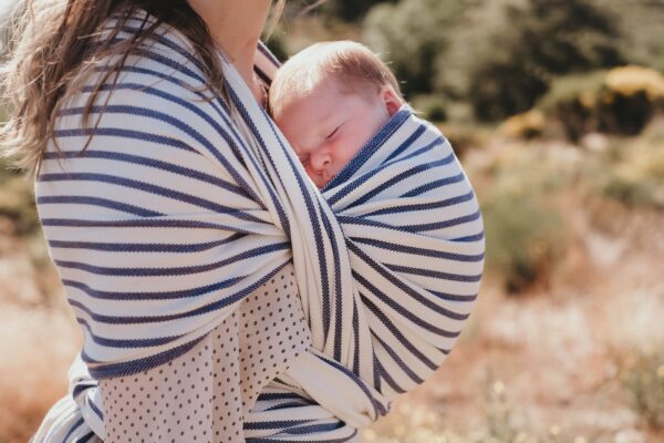 Neobulle Woven Wrap - physiological babywearing suitable for Newborns